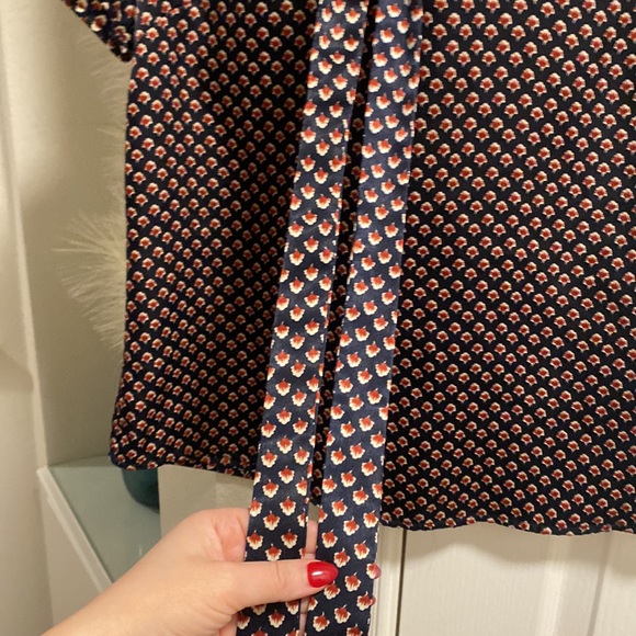 Navy printed silky blouse - Picture 3 of 5